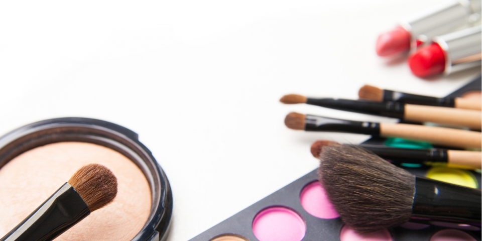 The Cosmetics Market in China: Market Overview, Entry Strategy and  Exporting Requirements, EU SME Centre: China Market Research, Training,  Advice